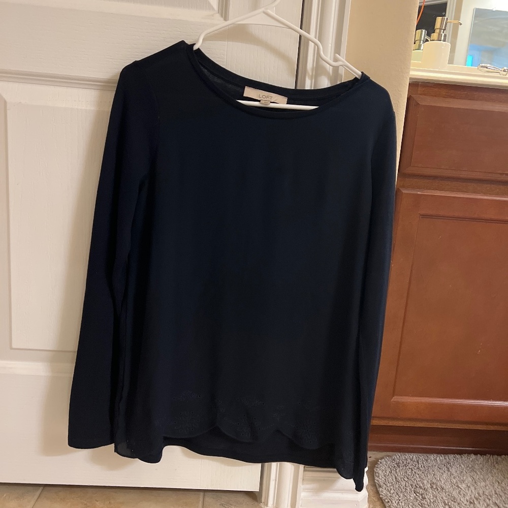 Women’s loft top small
